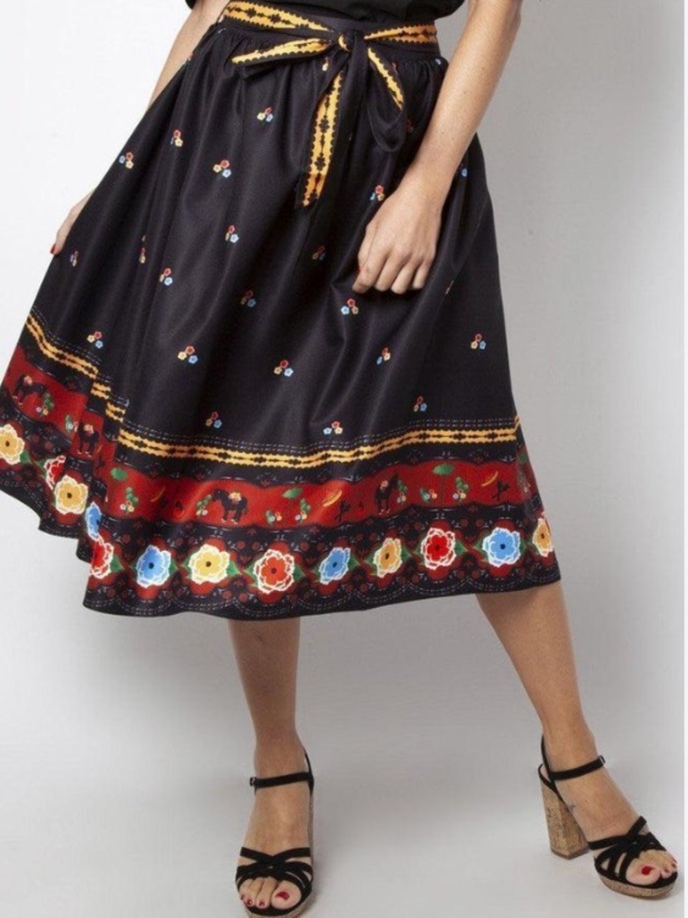 Voodoo Vixen Skirt Womens Small Charlotte Border Mexican Print Rockabilly Pin Up